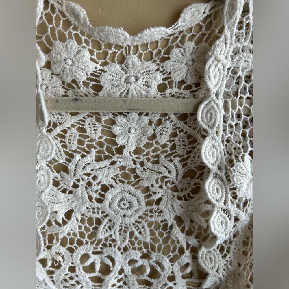 Lacey crochet shrug - Picture 3 of 9